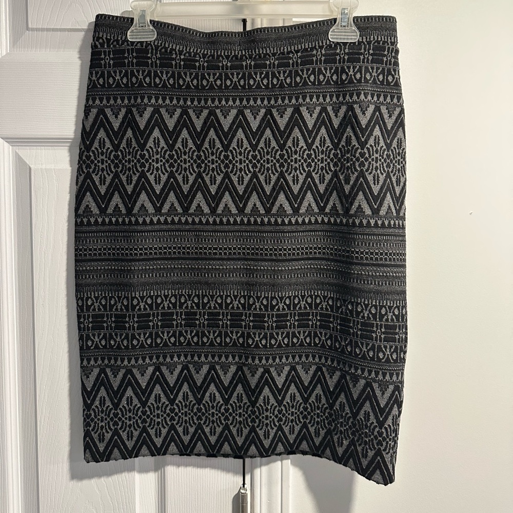 NWT Black & Gray Patterned Vintage-Inspired Pencil Skirt